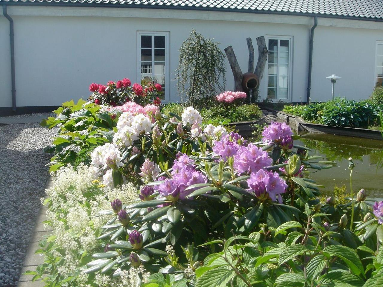 Best Bed Herning Bagian luar foto